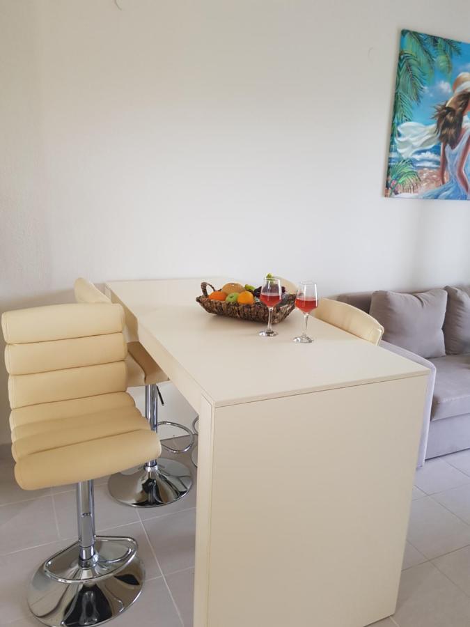 Venus Sea View Apartment Perivolion Bagian luar foto