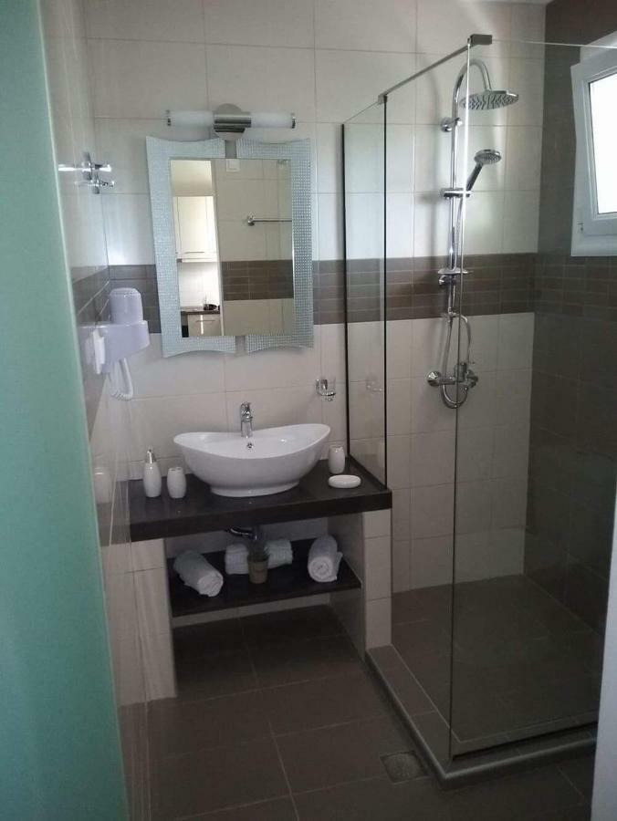 Venus Sea View Apartment Perivolion Bagian luar foto