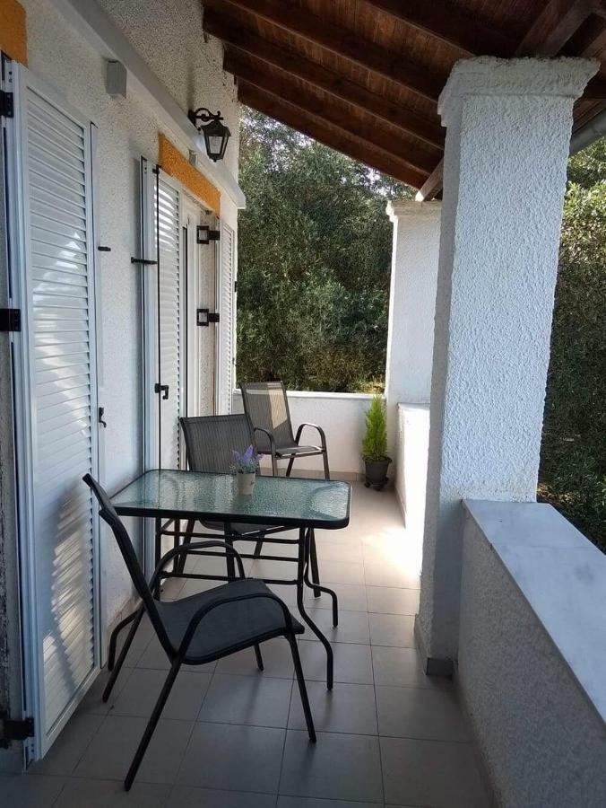 Venus Sea View Apartment Perivolion Bagian luar foto